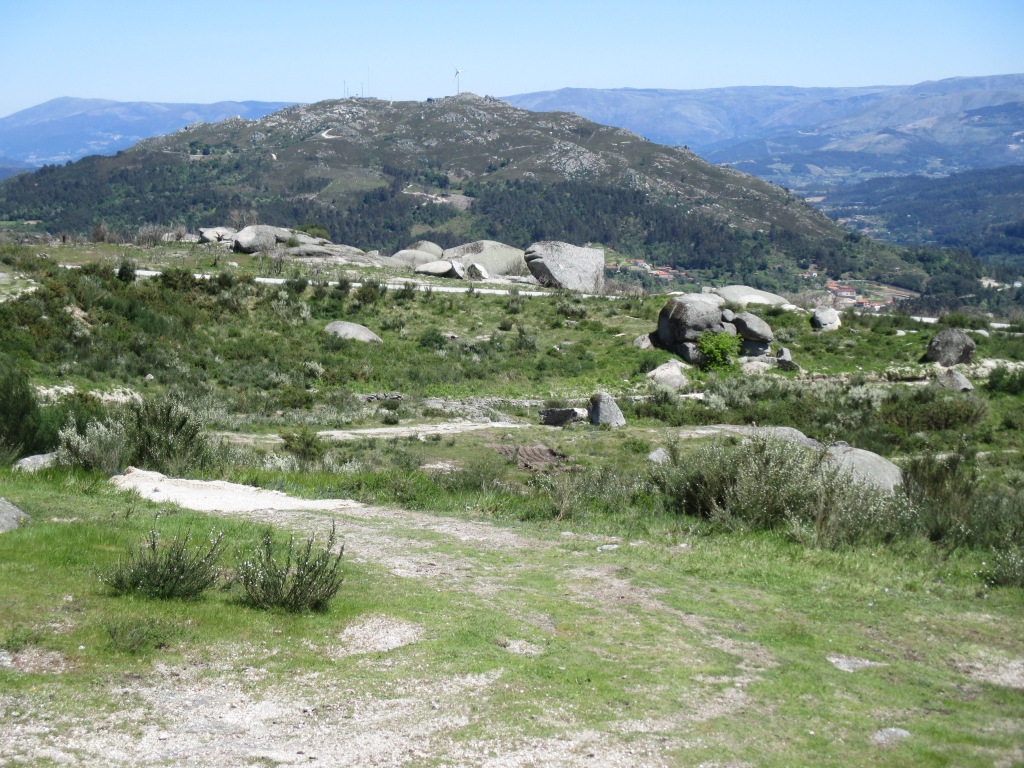 A view of the hills in Fafe - the boulders are found all around, which makes it a tad difficult to spot the house